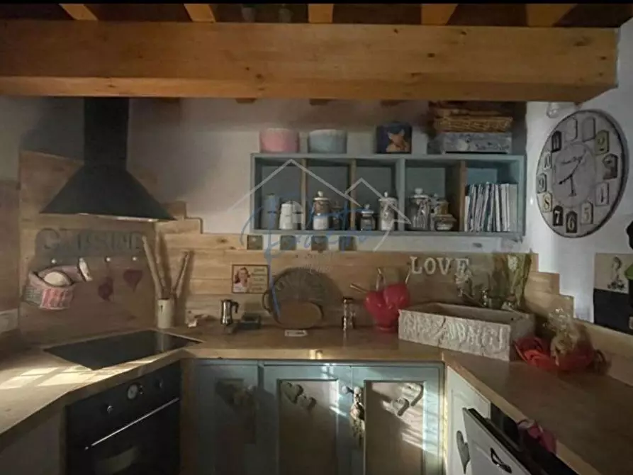 Immagine 3 di Casa indipendente in vendita  a Montignoso