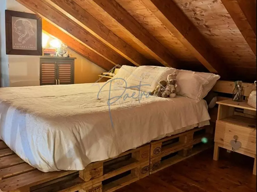 Immagine 9 di Casa indipendente in vendita  a Montignoso