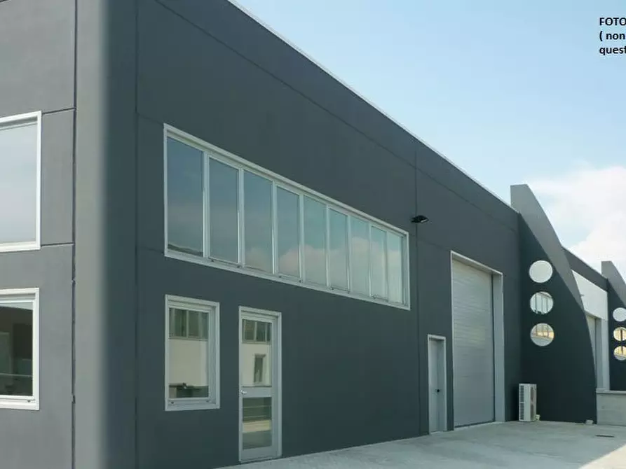 Immagine 1 di Capannone industriale in affitto  a Vicopisano