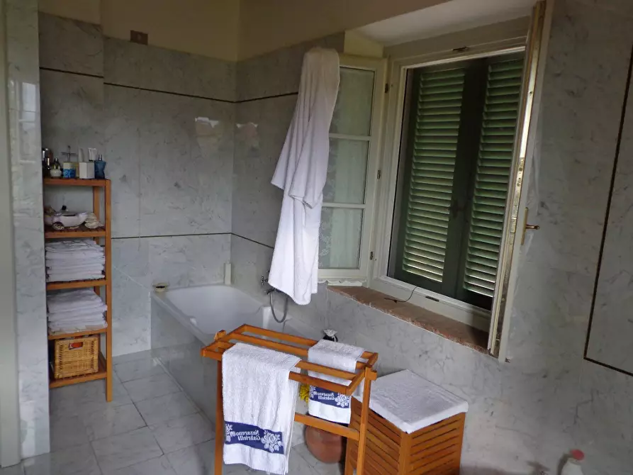 Immagine 18 di Rustico / casale in vendita  a Vecchiano