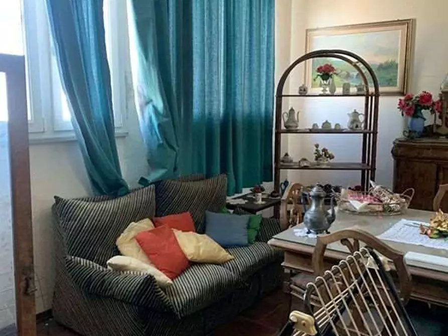Immagine 9 di Appartamento in vendita  a Livorno