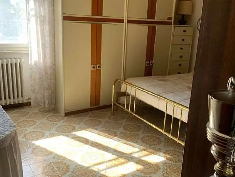 Immagine 6 di Appartamento in vendita  a Livorno