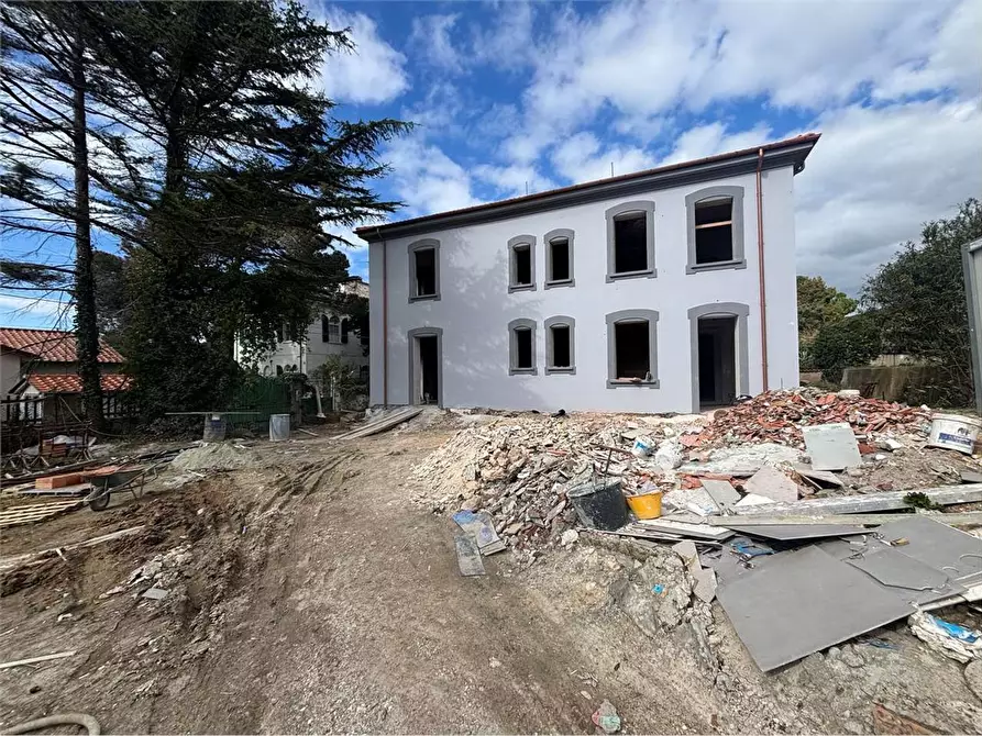 Immagine 23 di Casa semindipendente in vendita  a Rosignano Marittimo