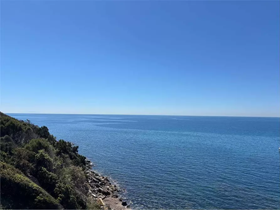 Immagine 6 di Casa semindipendente in vendita  a Rosignano Marittimo