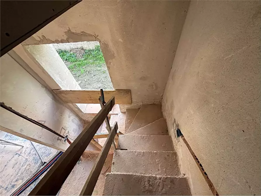 Immagine 46 di Casa semindipendente in vendita  a Rosignano Marittimo