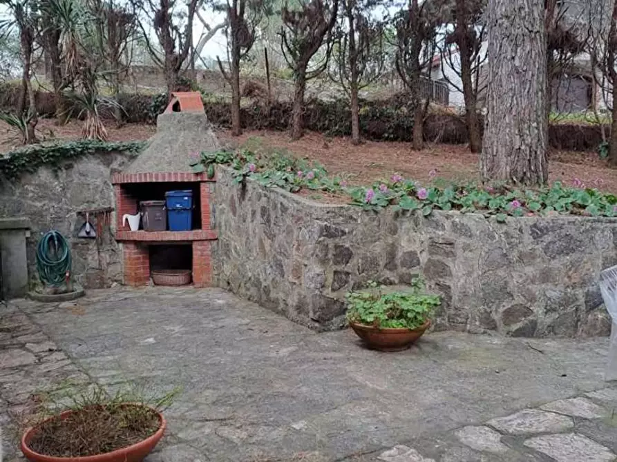 Immagine 12 di Villa in vendita  a Chianni