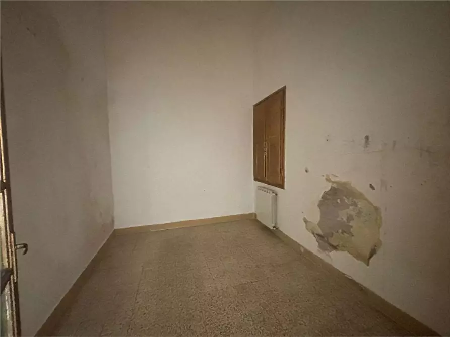 Immagine 9 di Appartamento in vendita  a Livorno