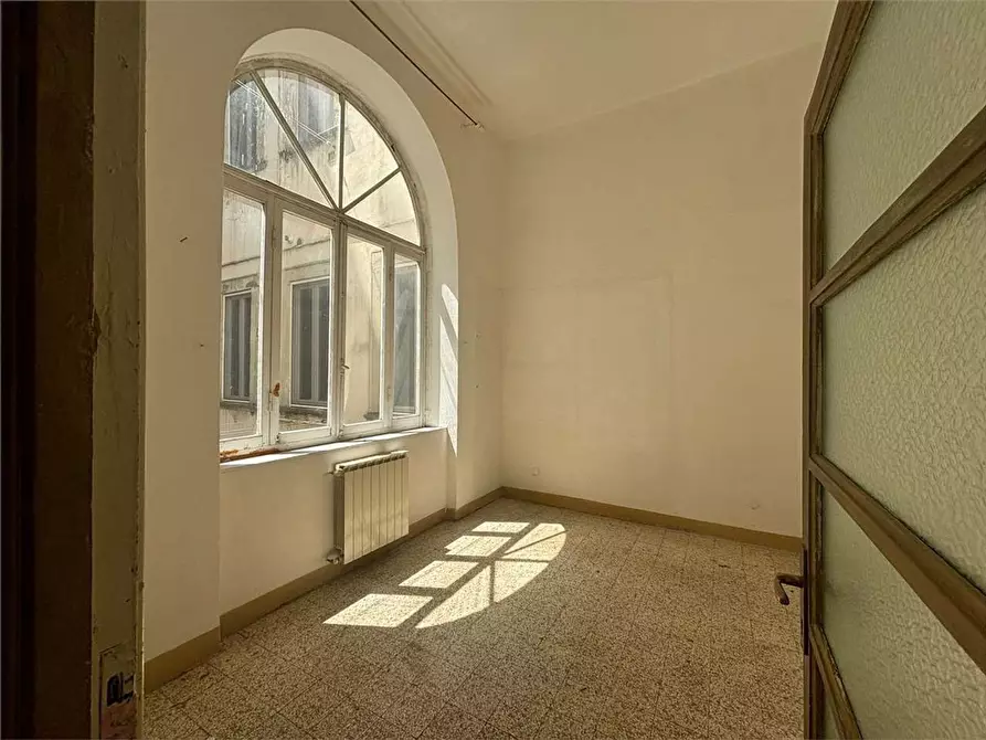 Immagine 8 di Appartamento in vendita  a Livorno