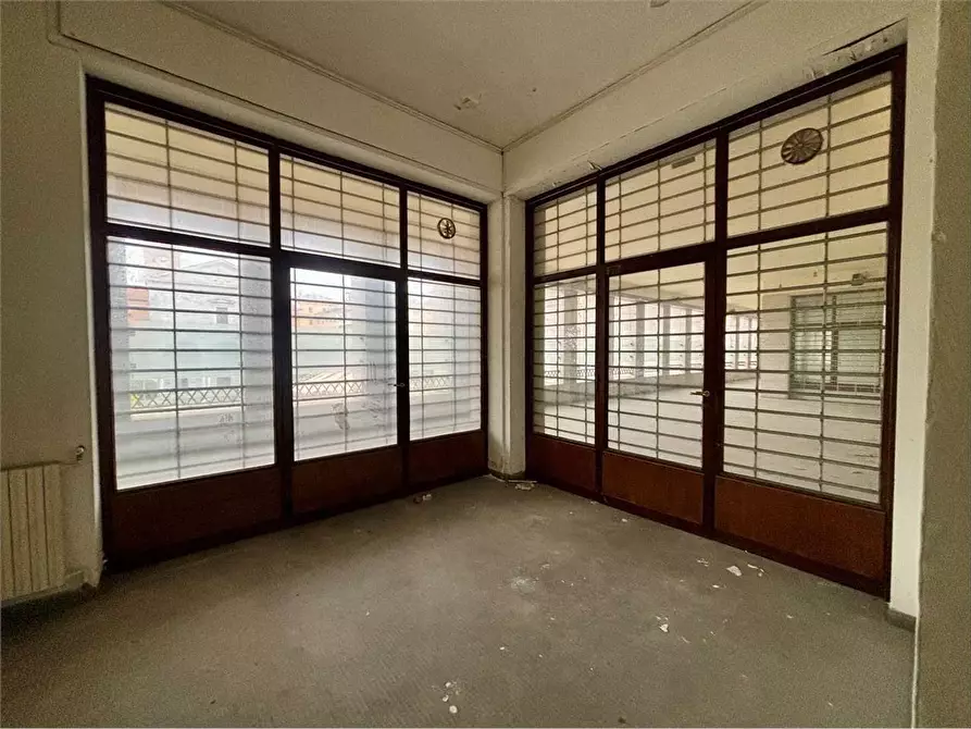 Immagine 14 di Ufficio in affitto  a Livorno