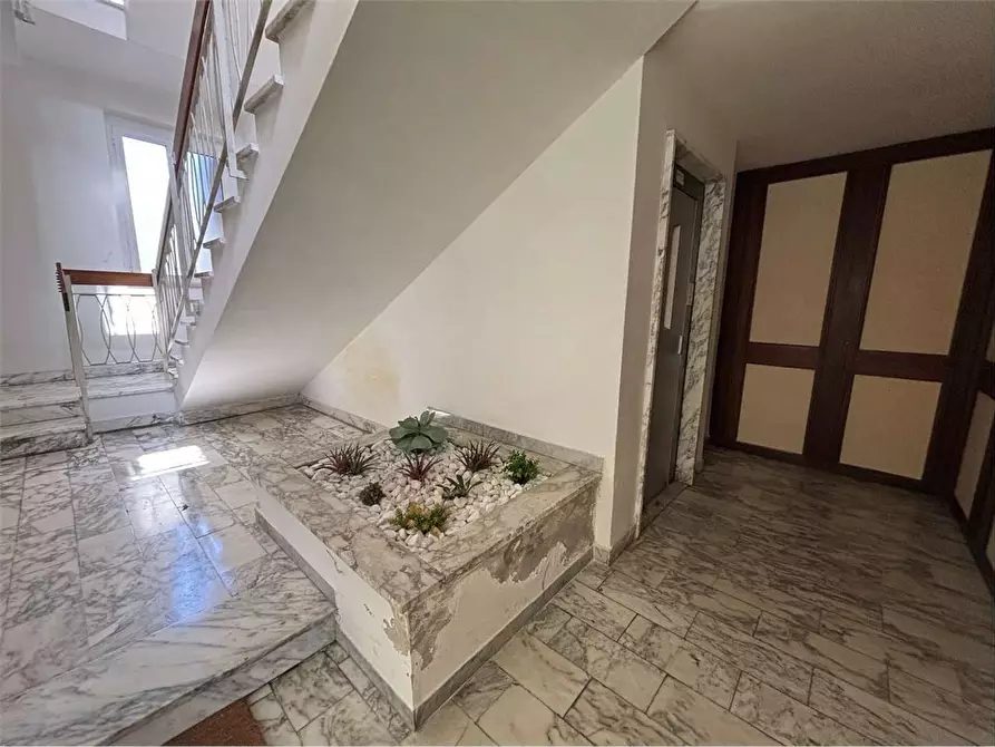 Immagine 6 di Appartamento in vendita  a Livorno