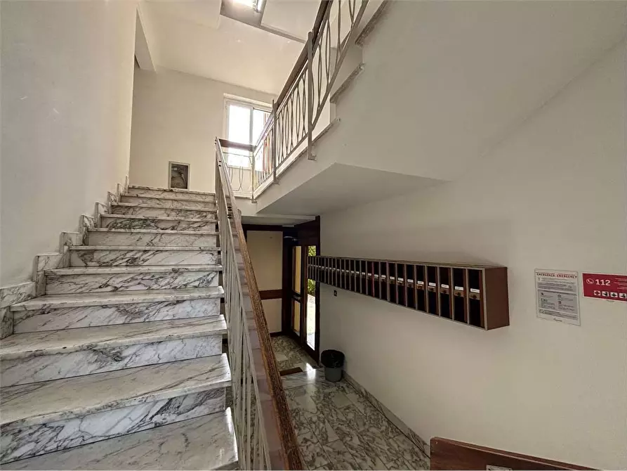 Immagine 7 di Appartamento in vendita  a Livorno