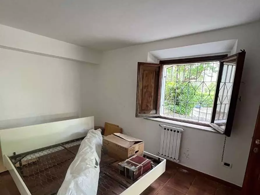 Immagine 15 di Villa in vendita  a Livorno