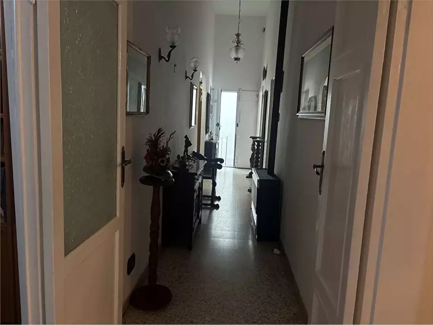 Immagine 4 di Appartamento in vendita  a Livorno