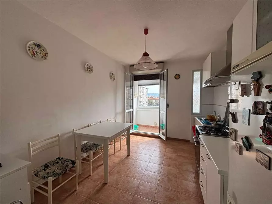 Immagine 14 di Appartamento in vendita  a Livorno