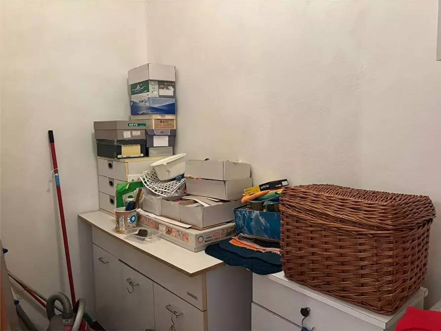 Immagine 24 di Appartamento in vendita  a Livorno