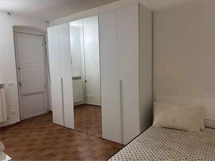Immagine 10 di Appartamento in vendita  a Livorno