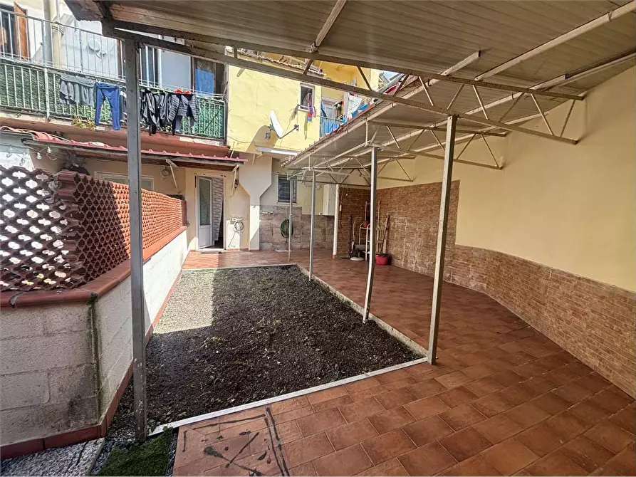 Immagine 4 di Appartamento in vendita  a Livorno