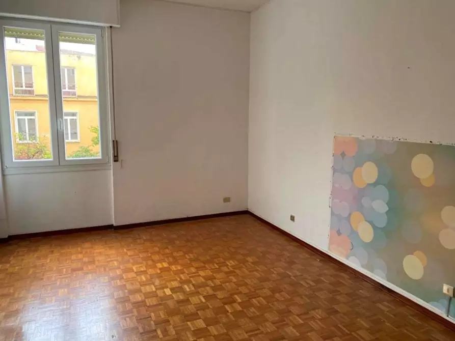 Immagine 5 di Appartamento in vendita  a Livorno