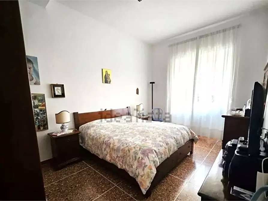Immagine 17 di Appartamento in vendita  a Livorno