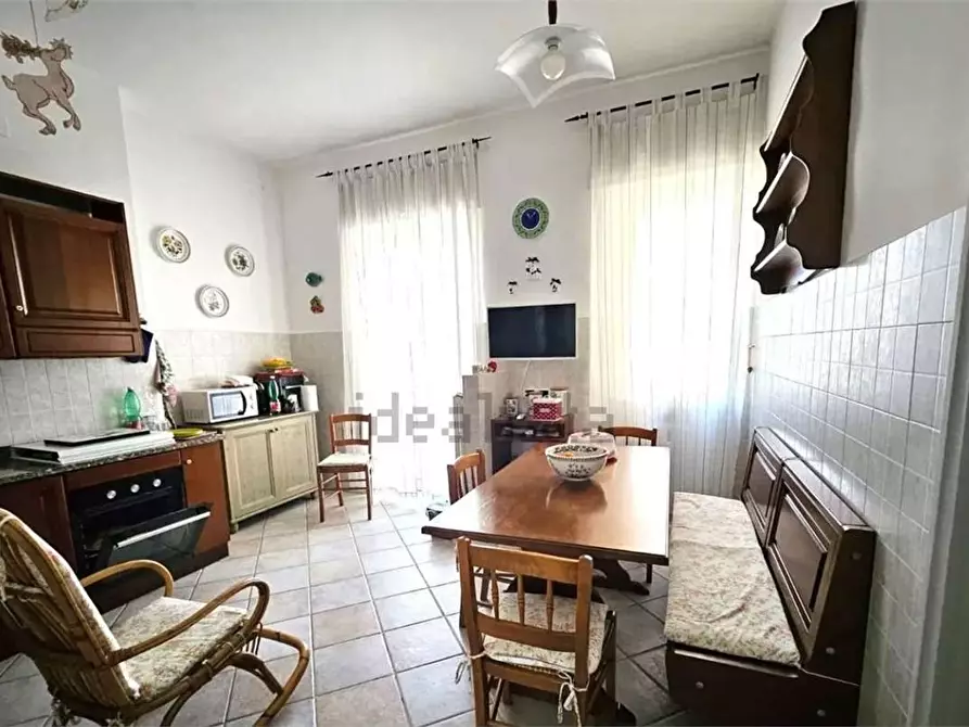 Immagine 9 di Appartamento in vendita  a Livorno