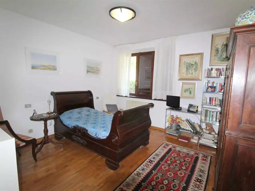 Immagine 22 di Villa in vendita  a Castelnuovo Berardenga