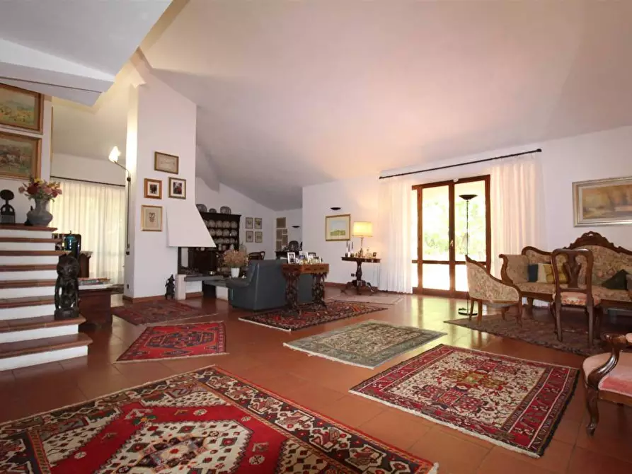 Immagine 9 di Villa in vendita  a Castelnuovo Berardenga