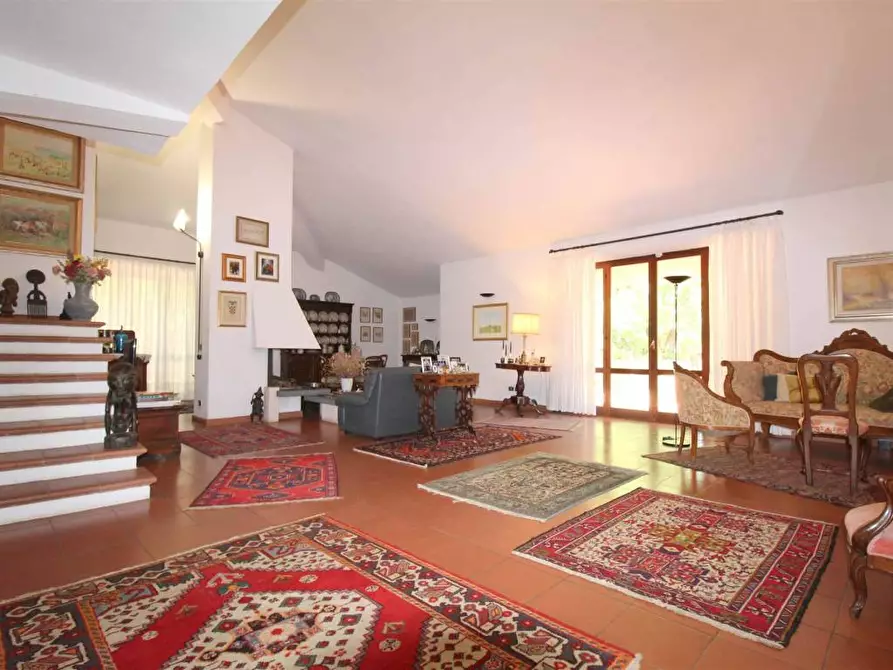 Immagine 11 di Villa in vendita  a Castelnuovo Berardenga