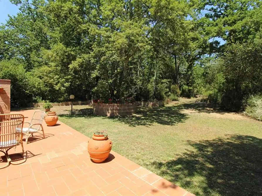 Immagine 7 di Villa in vendita  a Castelnuovo Berardenga