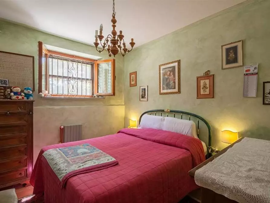 Immagine 18 di Villa in vendita  a Radda In Chianti