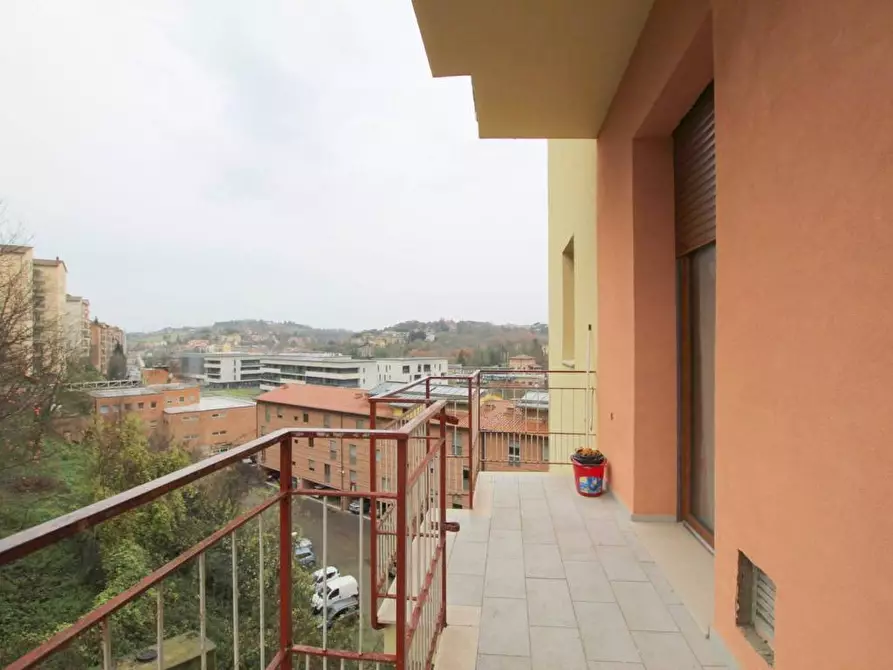 Immagine 5 di Appartamento in vendita  a Siena