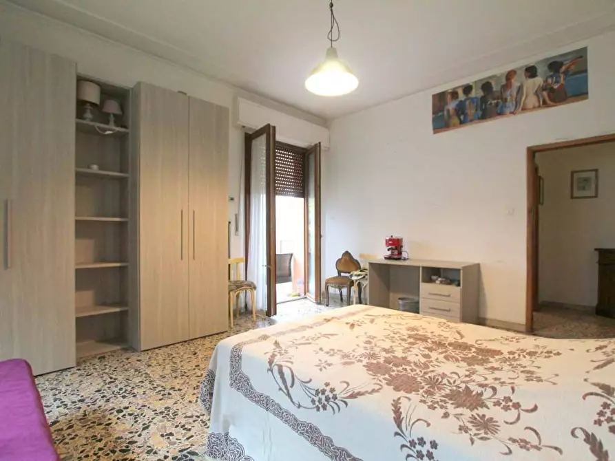 Immagine 14 di Appartamento in vendita  a Siena