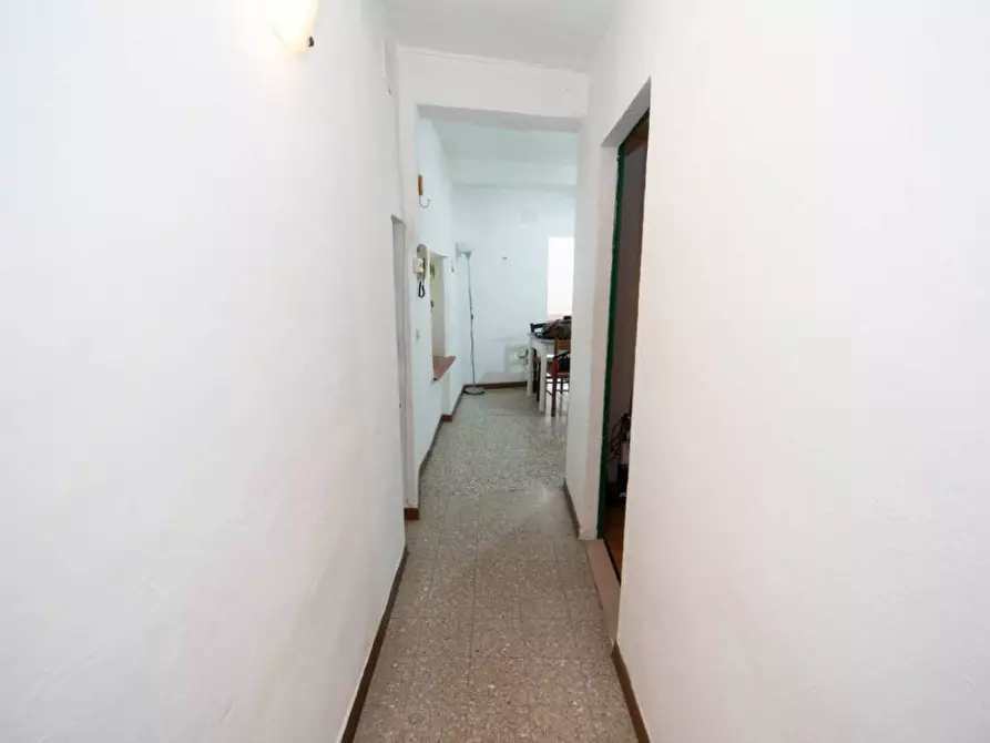 Immagine 32 di Appartamento in vendita  a Siena