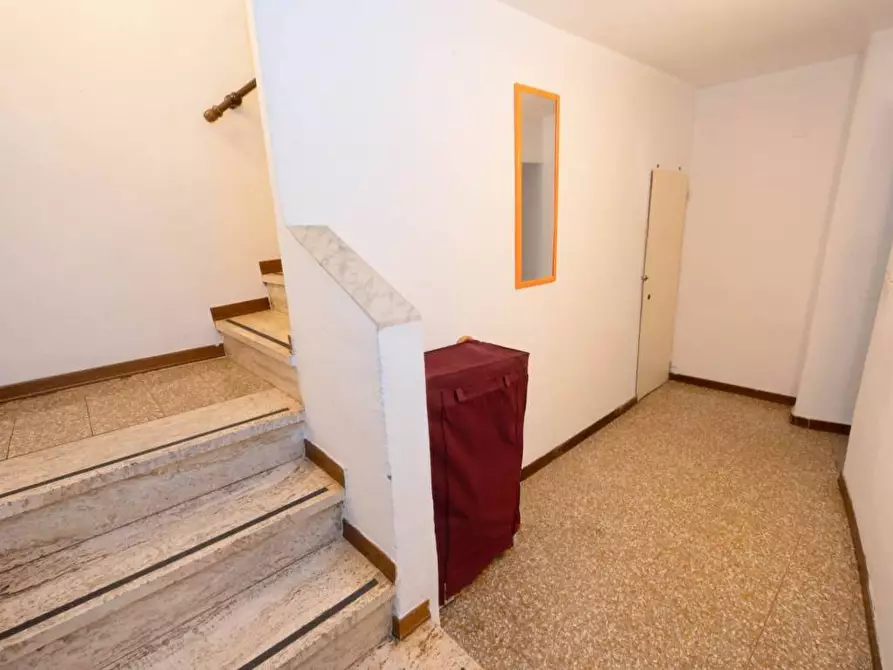 Immagine 29 di Appartamento in vendita  a Siena