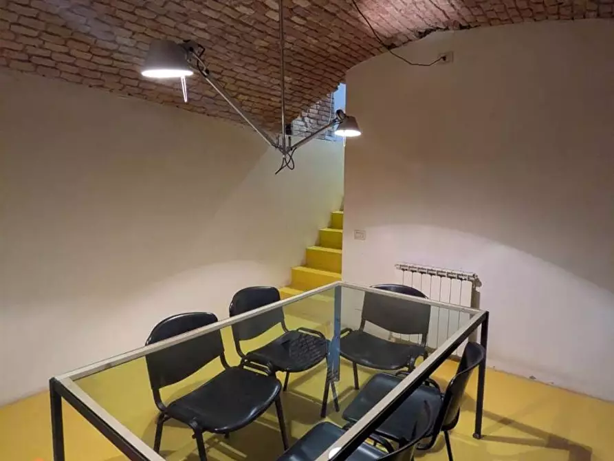 Immagine 15 di Ufficio in vendita  a Siena