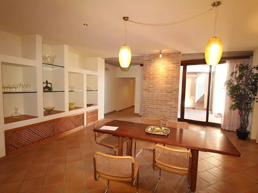Immagine 15 di Rustico / casale in vendita  a Siena