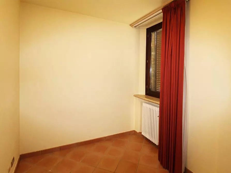 Immagine 12 di Rustico / casale in vendita  a Siena