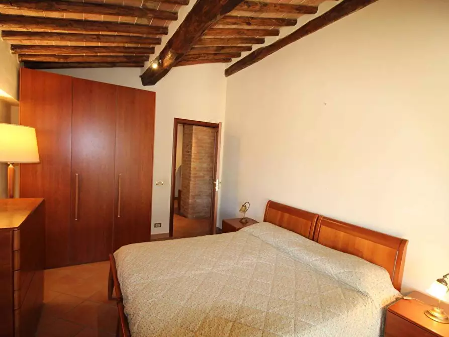 Immagine 23 di Rustico / casale in vendita  a Siena