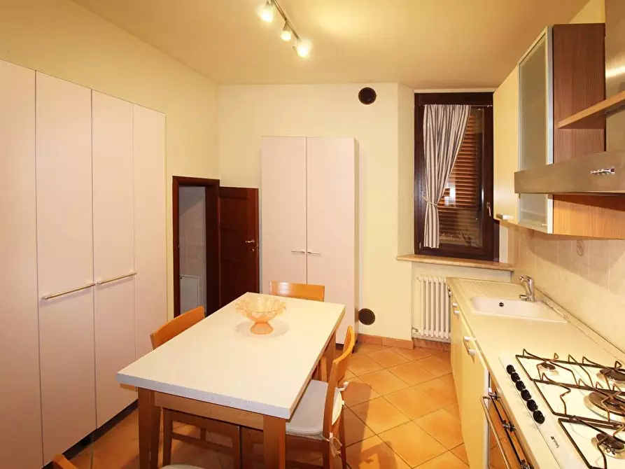 Immagine 13 di Rustico / casale in vendita  a Siena