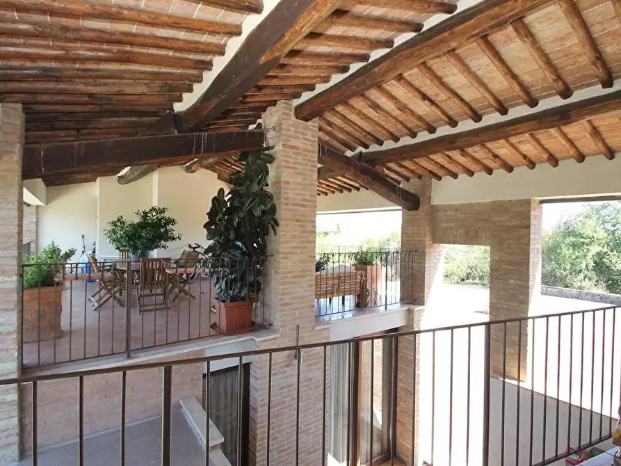 Immagine 34 di Rustico / casale in vendita  a Siena