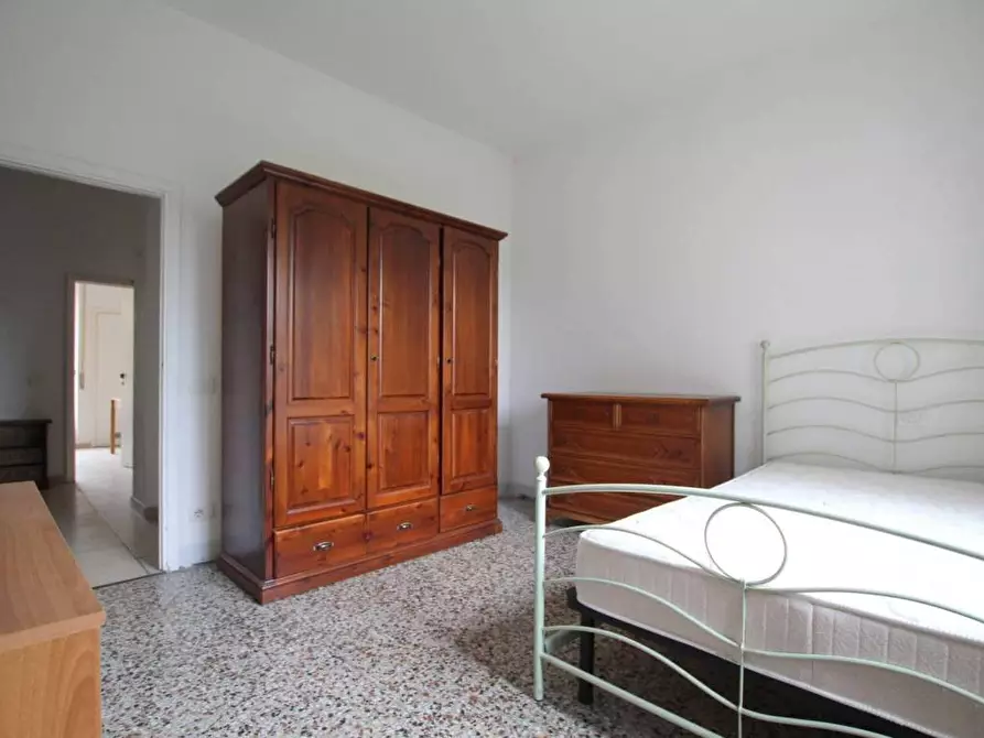 Immagine 27 di Appartamento in vendita  a Siena