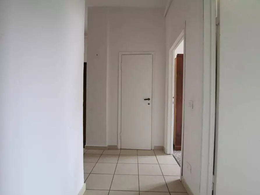 Immagine 33 di Appartamento in vendita  a Siena