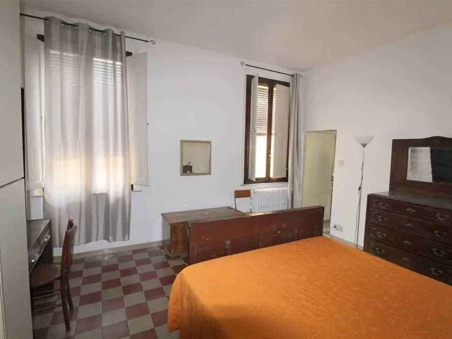 Immagine 13 di Appartamento in vendita  a Siena