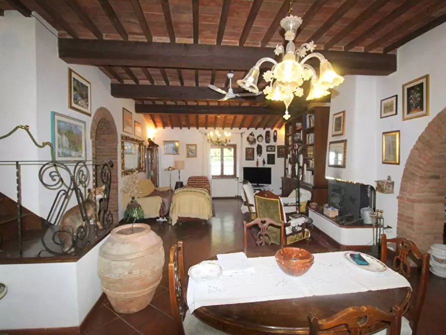 Immagine 28 di Casa colonica in vendita  a Castelnuovo Berardenga