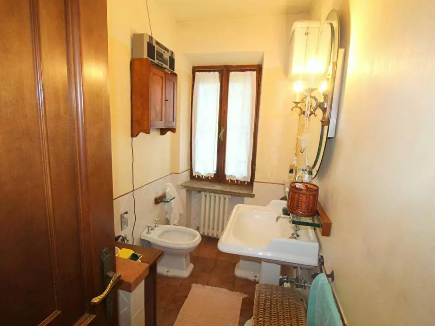 Immagine 37 di Casa colonica in vendita  a Castelnuovo Berardenga