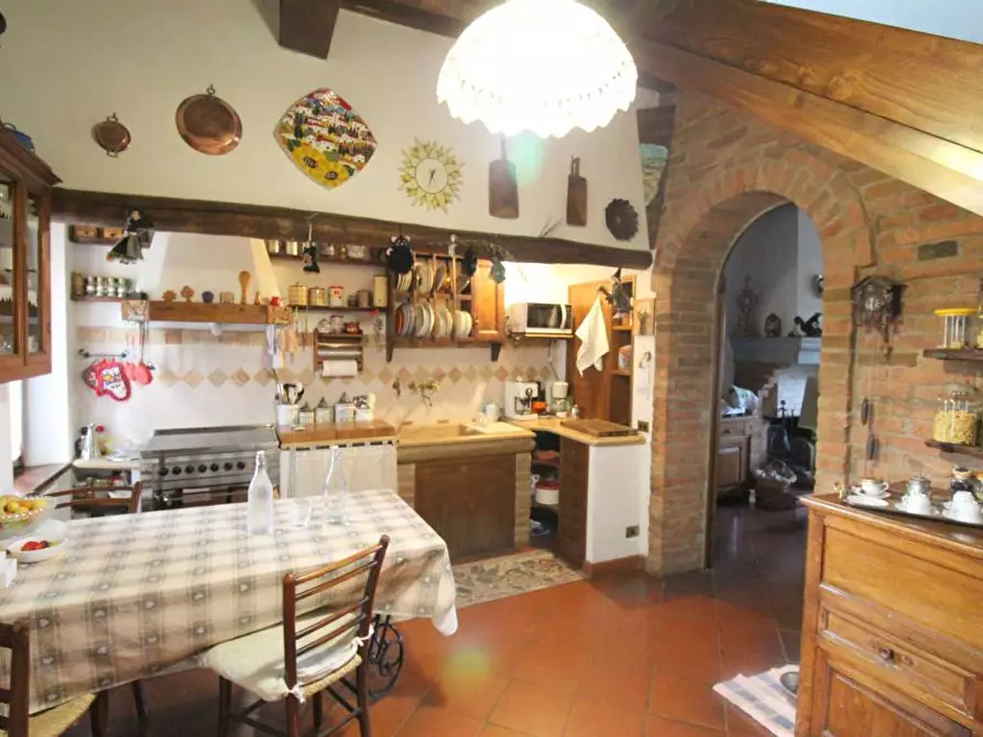 Immagine 31 di Casa colonica in vendita  a Castelnuovo Berardenga