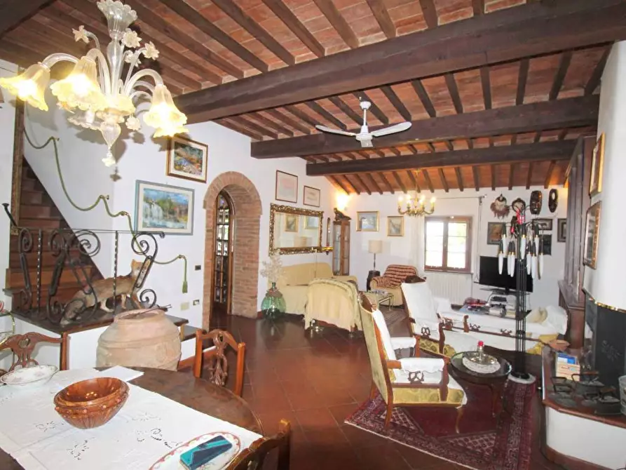 Immagine 27 di Casa colonica in vendita  a Castelnuovo Berardenga