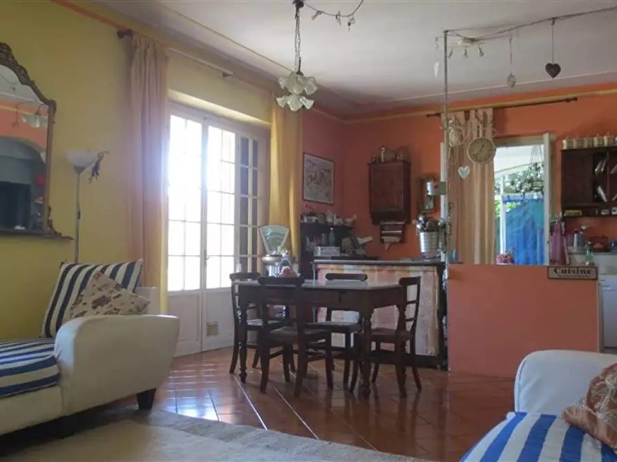 Immagine 10 di Villa in vendita  a Castelnuovo Berardenga