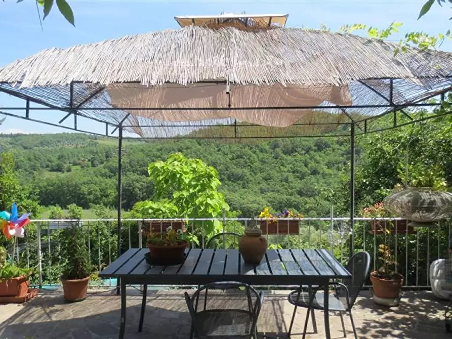 Immagine 5 di Villa in vendita  a Castelnuovo Berardenga