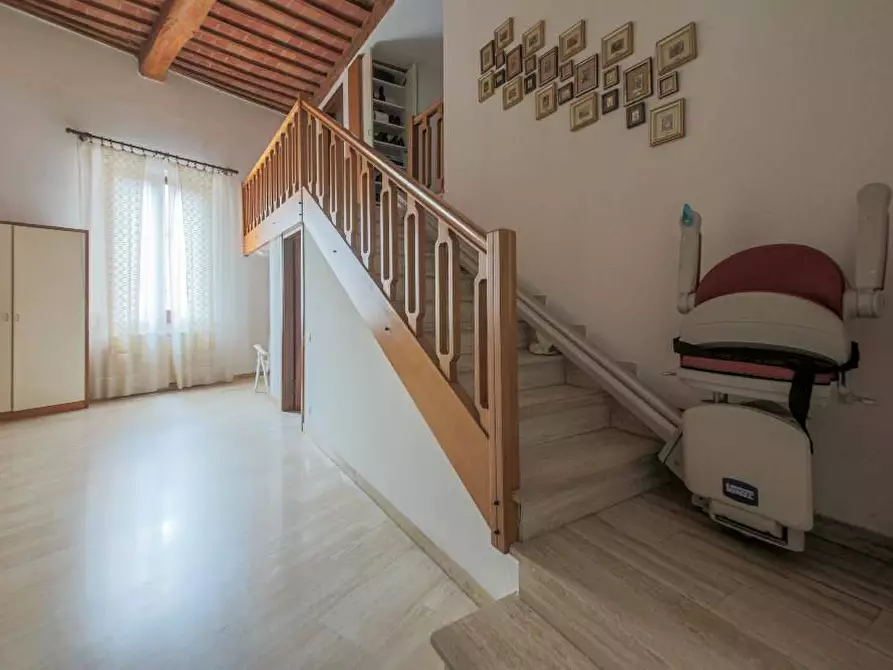Immagine 23 di Appartamento in vendita  a Siena
