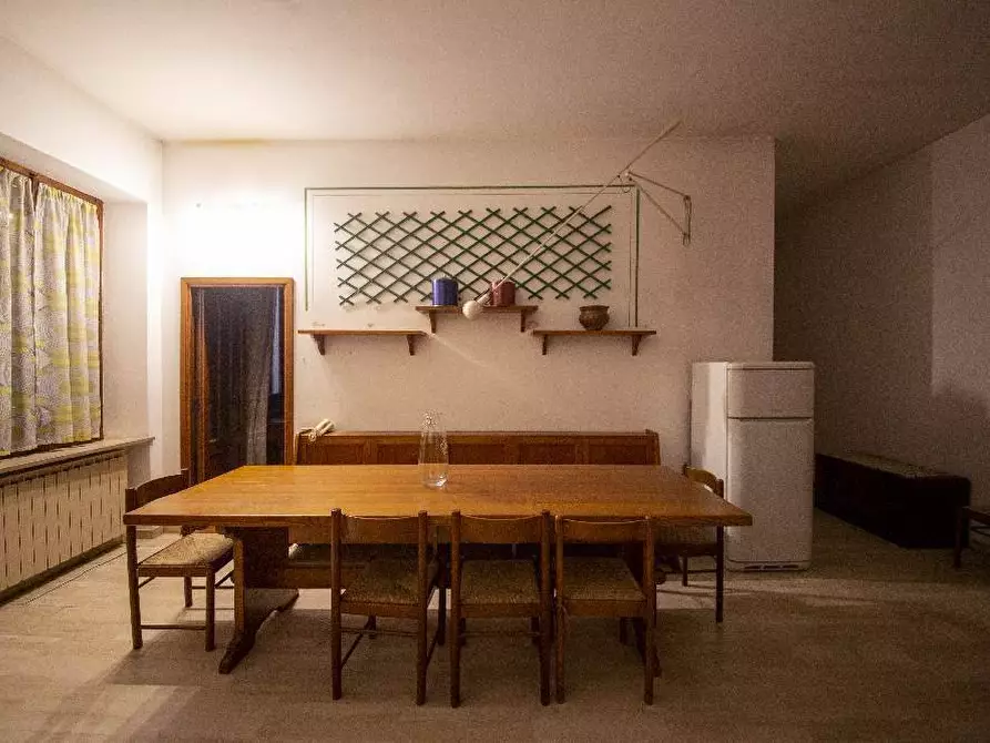 Immagine 9 di Appartamento in vendita  a Siena